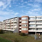 Am  Pier 17 Grömitz
